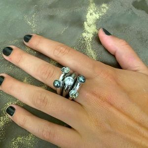 Swarowski crystal and pearl 3 rings set